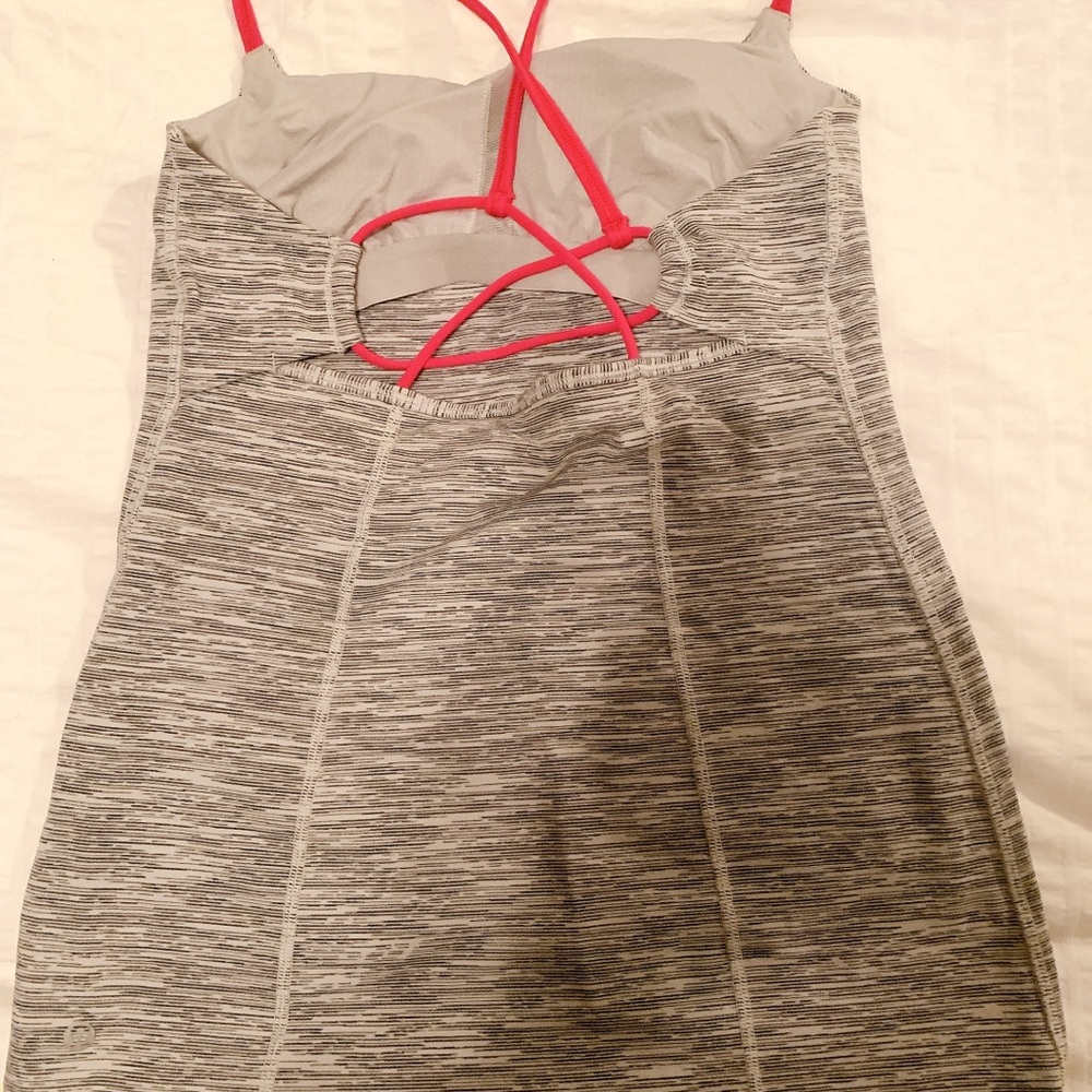 Lulu Tanktop - Picture 2 of 2